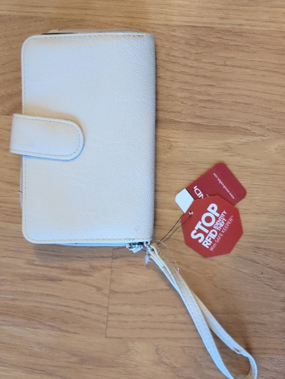 NWT White Vegan Leather Wallet - RFID Protection